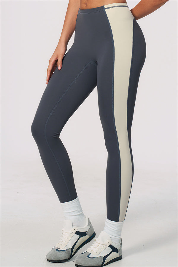 The Sandstone Tank Top Leggings 2-Piece Set