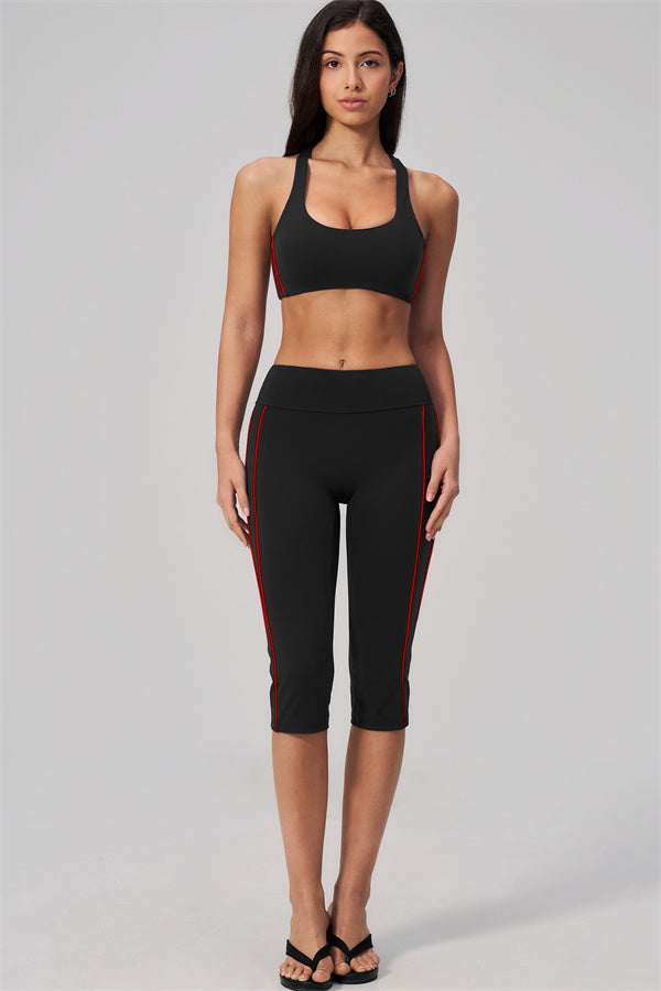 The Breathe Sports Bra Capri Leggings 2-Piece Set