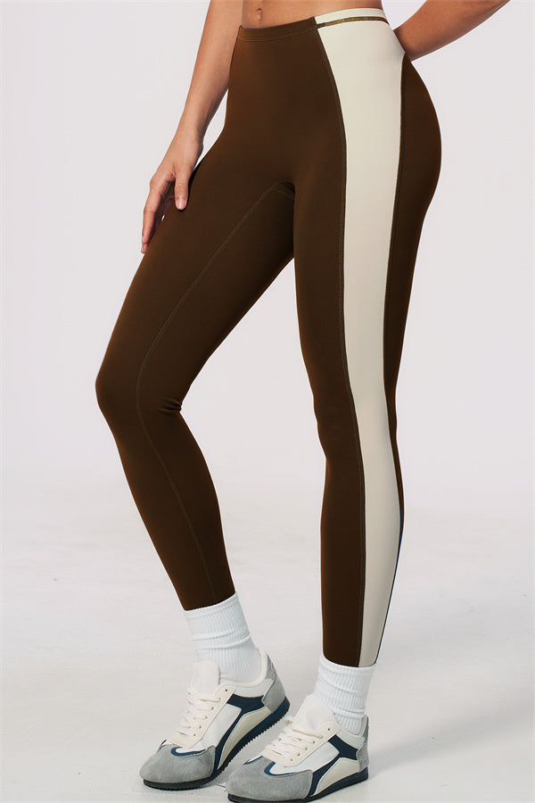 The Sandstone Tank Top Leggings 2-Piece Set