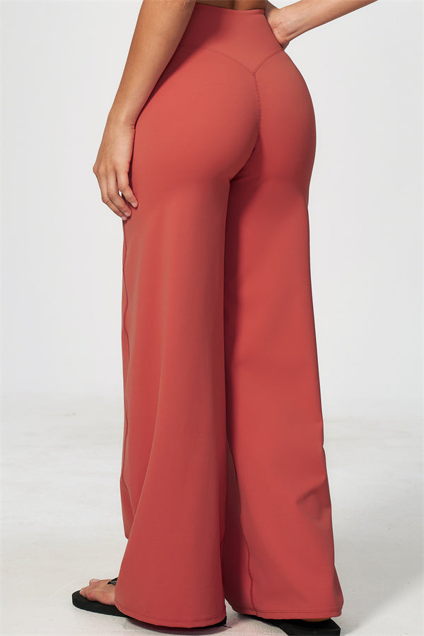 The RiseFit Tank Top Straight Leg Pants 2-Piece Set