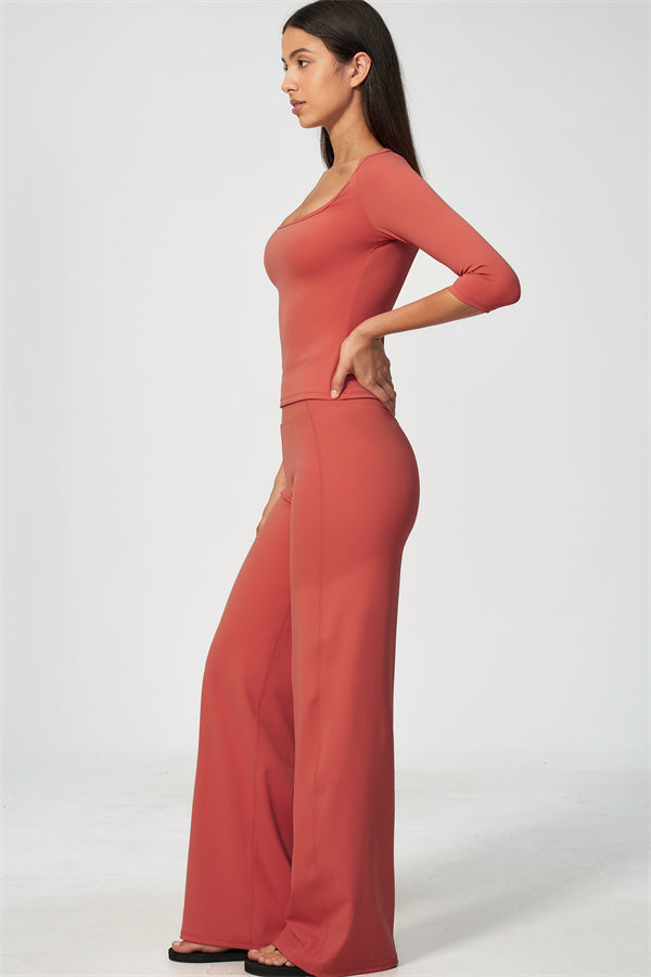 The RiseFit Straight Leg Pants