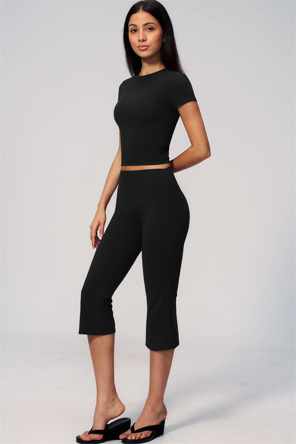 The Zura T-shirt Capri Leggings 2-Piece Set