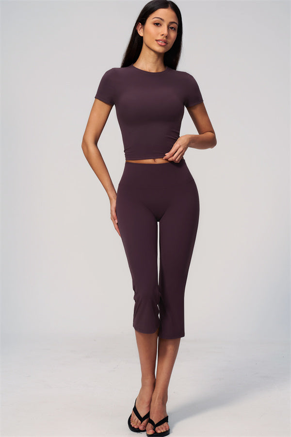 The Zura T-shirt Capri Leggings 2-Piece Set