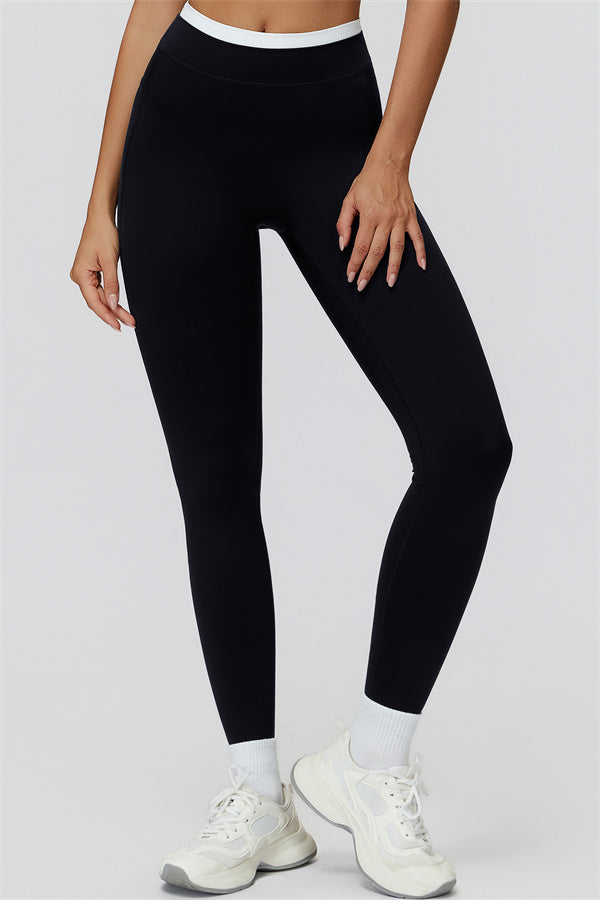 The Canyon Sports Bra Leggings 2-Piece Set
