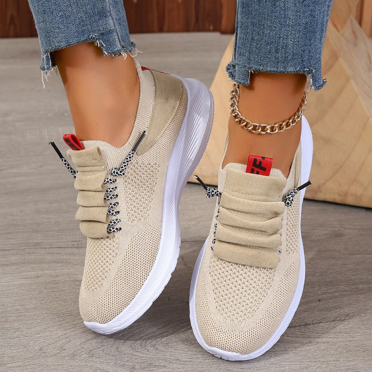 Women’s Non-Slip Round-Toe Casual Sneakers