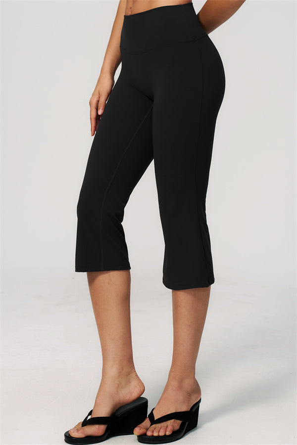 The Zura T-shirt Capri Leggings 2-Piece Set
