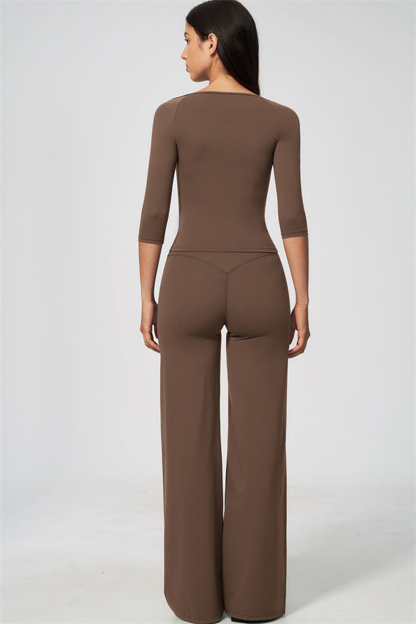 The RiseFit Straight Leg Pants