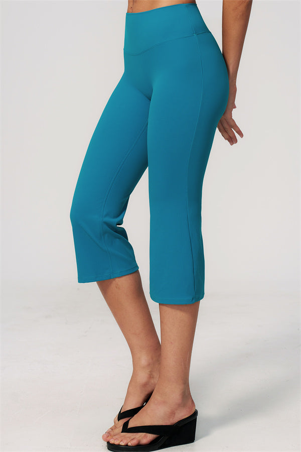 The Zura T-shirt Capri Leggings 2-Piece Set