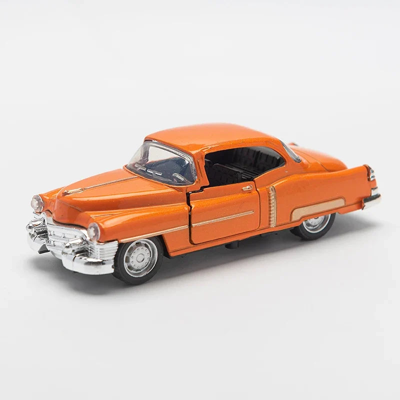 1:32 Alloy Diecast CadillacS Vintage Car Model Classic Pull Back Car Miniature Vehicle Replica For Collection Gift for Kids