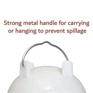 Harris Farms Plastic Poultry Waterer Drinker 5 Quart Twist-Lock Fountain