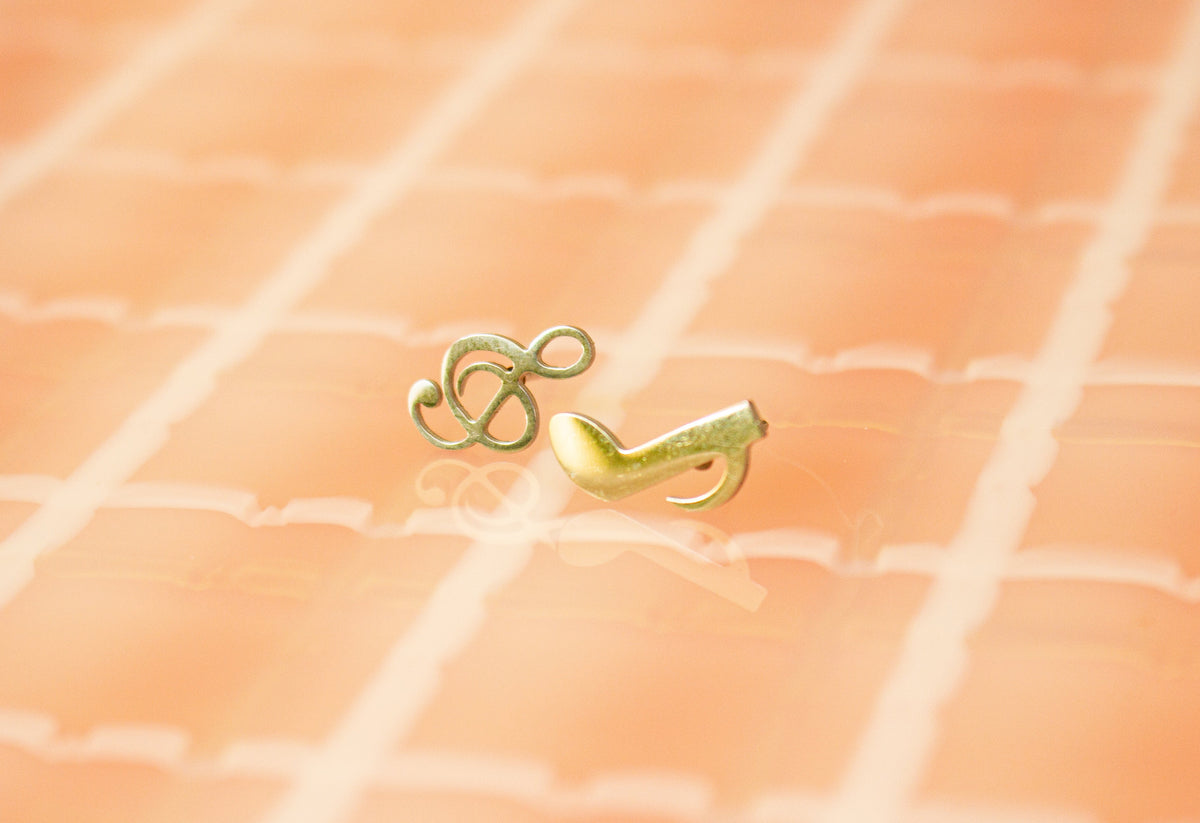 Tiny Stud Music Notes