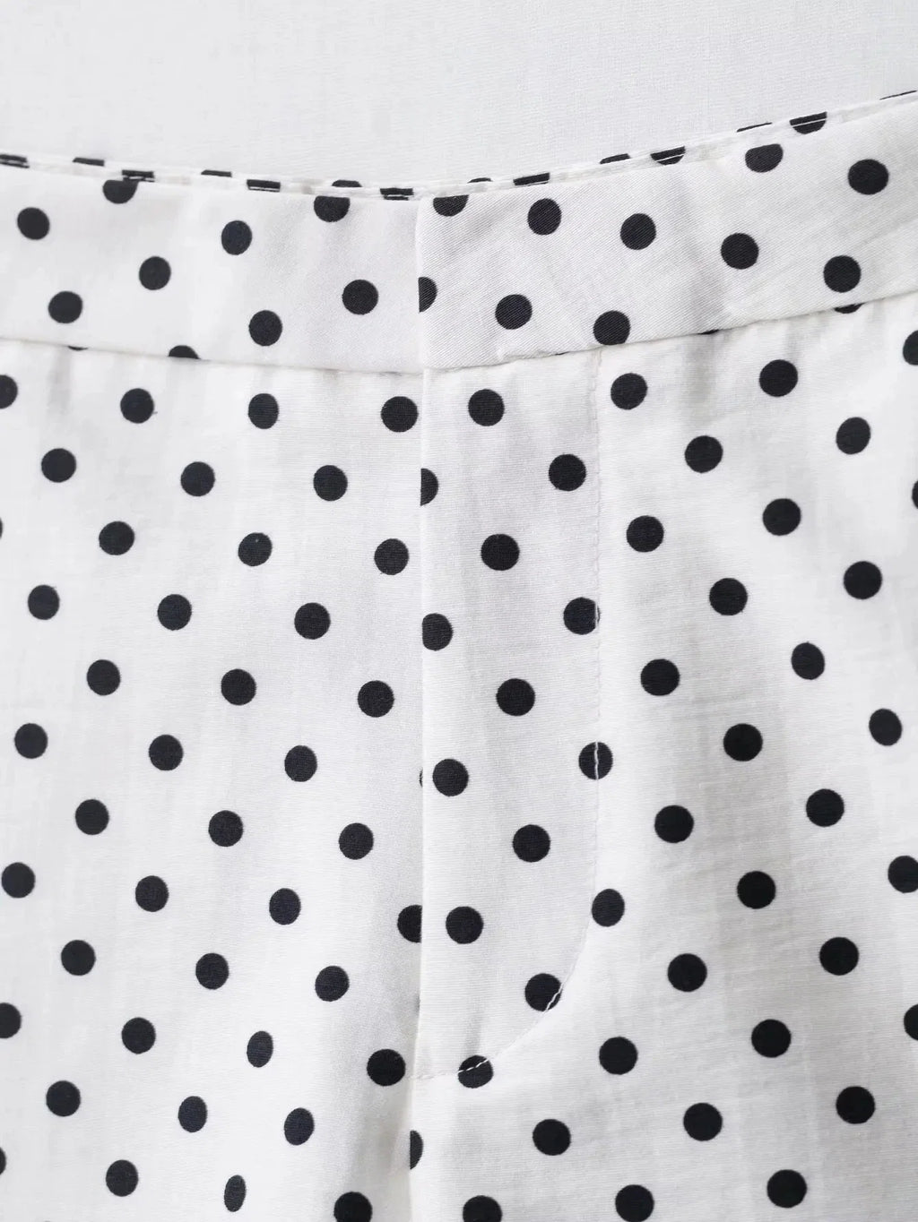 HH Fashion Women's Polka Dot Print Short Coats Autumn Long Sleeves Turtleneck Zipper With Pockets Drawstring Casual Jacket