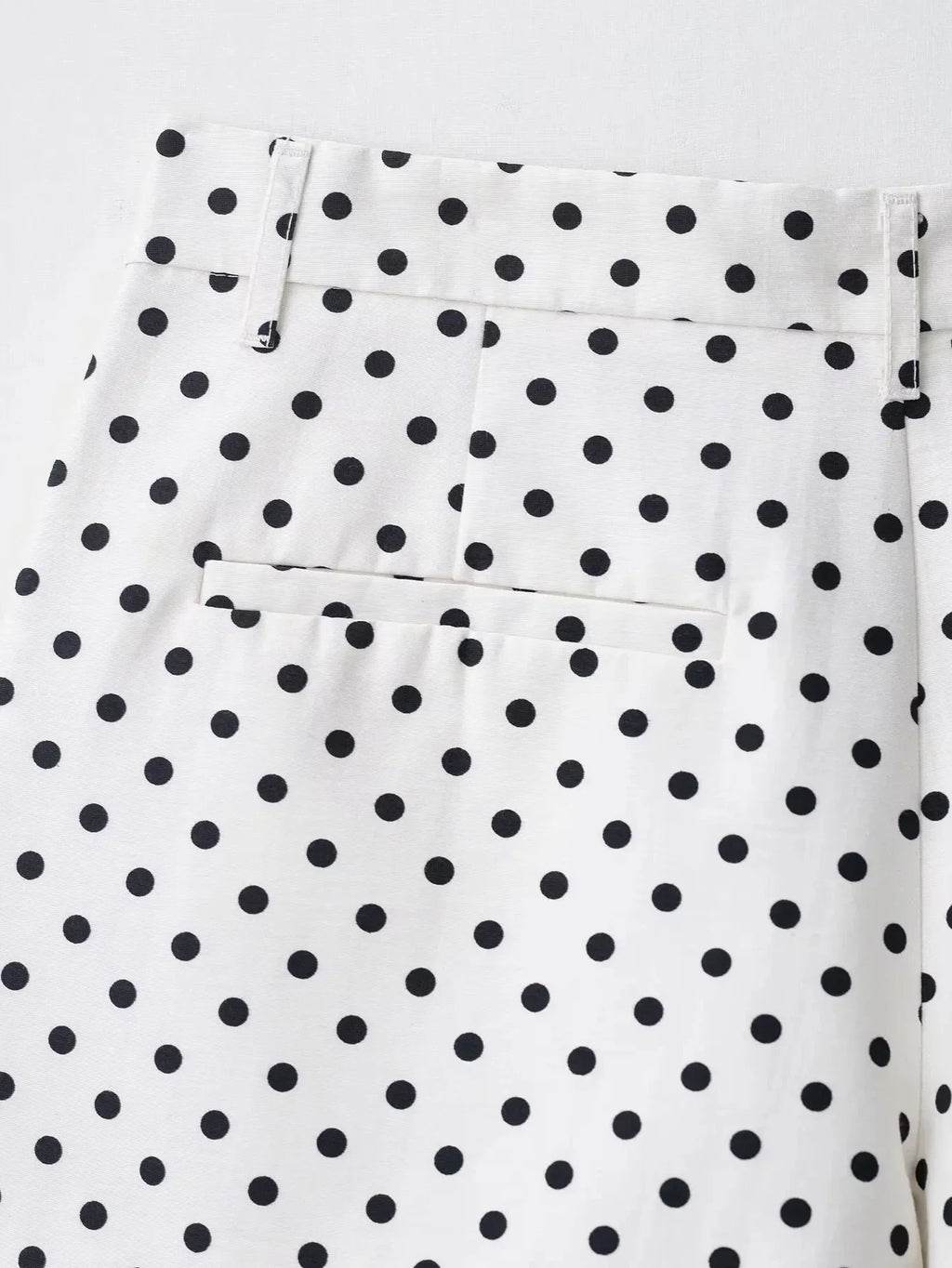 HH Fashion Women's Polka Dot Print Short Coats Autumn Long Sleeves Turtleneck Zipper With Pockets Drawstring Casual Jacket