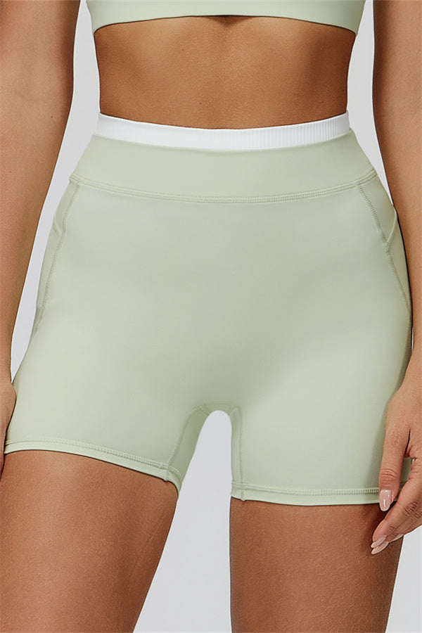 The Canyon Sports Bra Shorts 2-Piece Set
