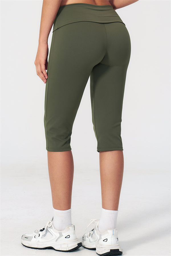 The Evoke Sports Bra Capri Leggings 2-Piece Set