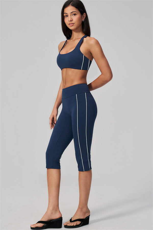 The Breathe Sports Bra Capri Leggings 2-Piece Set
