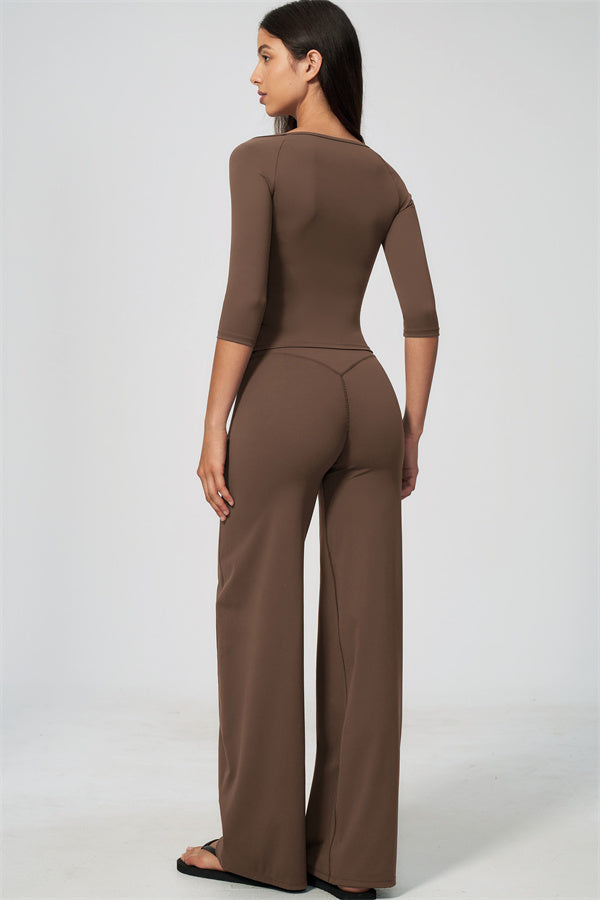 The RiseFit Straight Leg Pants