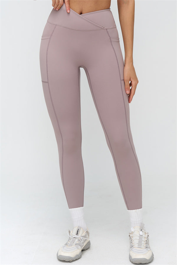 The BoldFit Sports Bra Leggings 2-Piece Set
