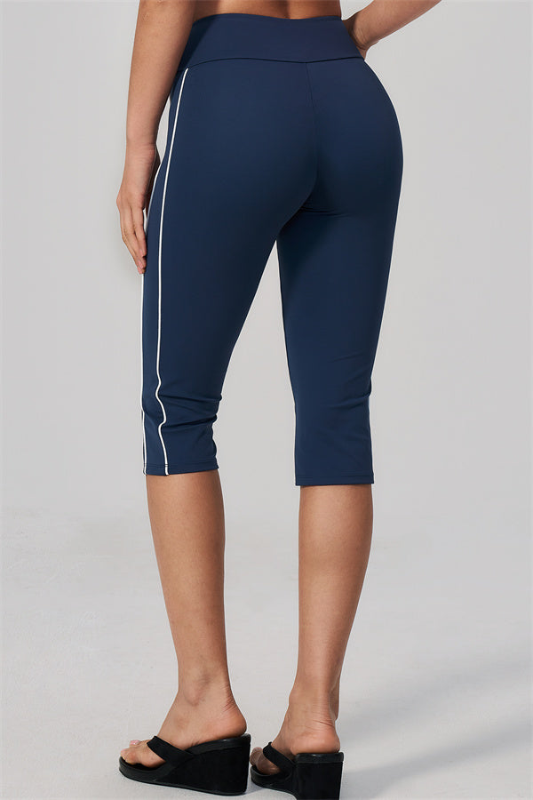 The Breathe Crop Top Capri Leggings 2-Piece Set