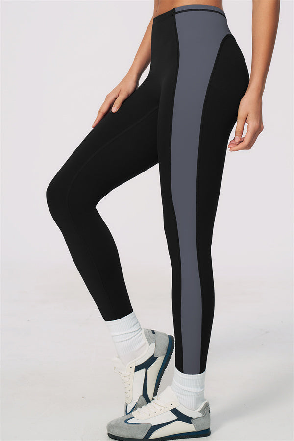 The Sandstone Tank Top Leggings 2-Piece Set