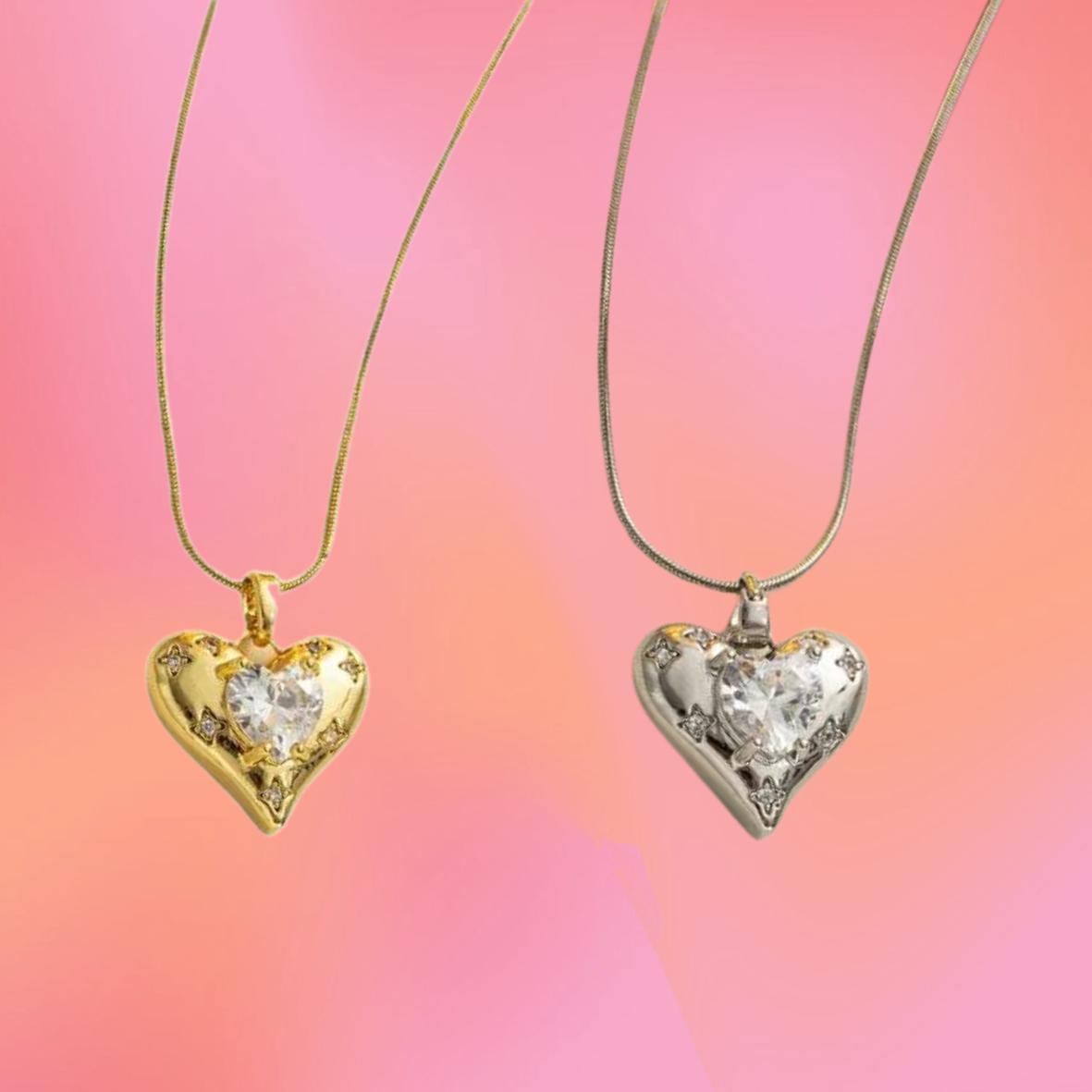 The Queens Shimmering Necklace